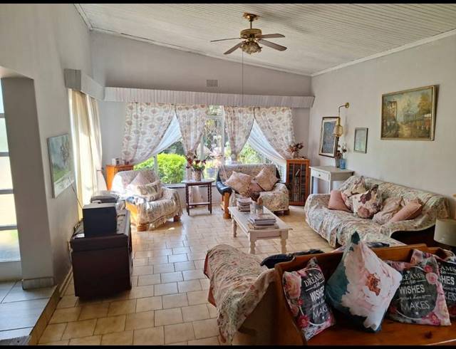 4 BEDROOM HOUSE FOR SALE IN SELCOURT